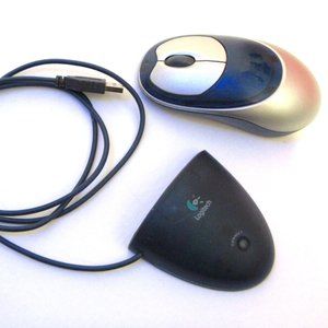 Logitech Cordless Optical 3-Button Mouse M-RM67A with USB Receiver C-BA4-MSE